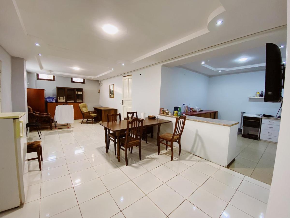 Hostel Simple Τυφλίδα Εξωτερικό φωτογραφία